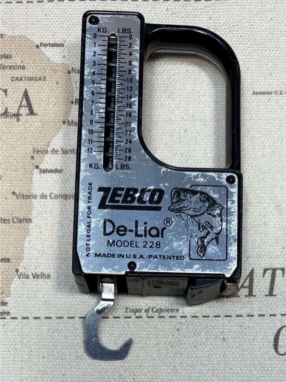 Vintage Zebco Fisherman's De-Liar Model 228 Tape Measure Weight Scale Made N USA